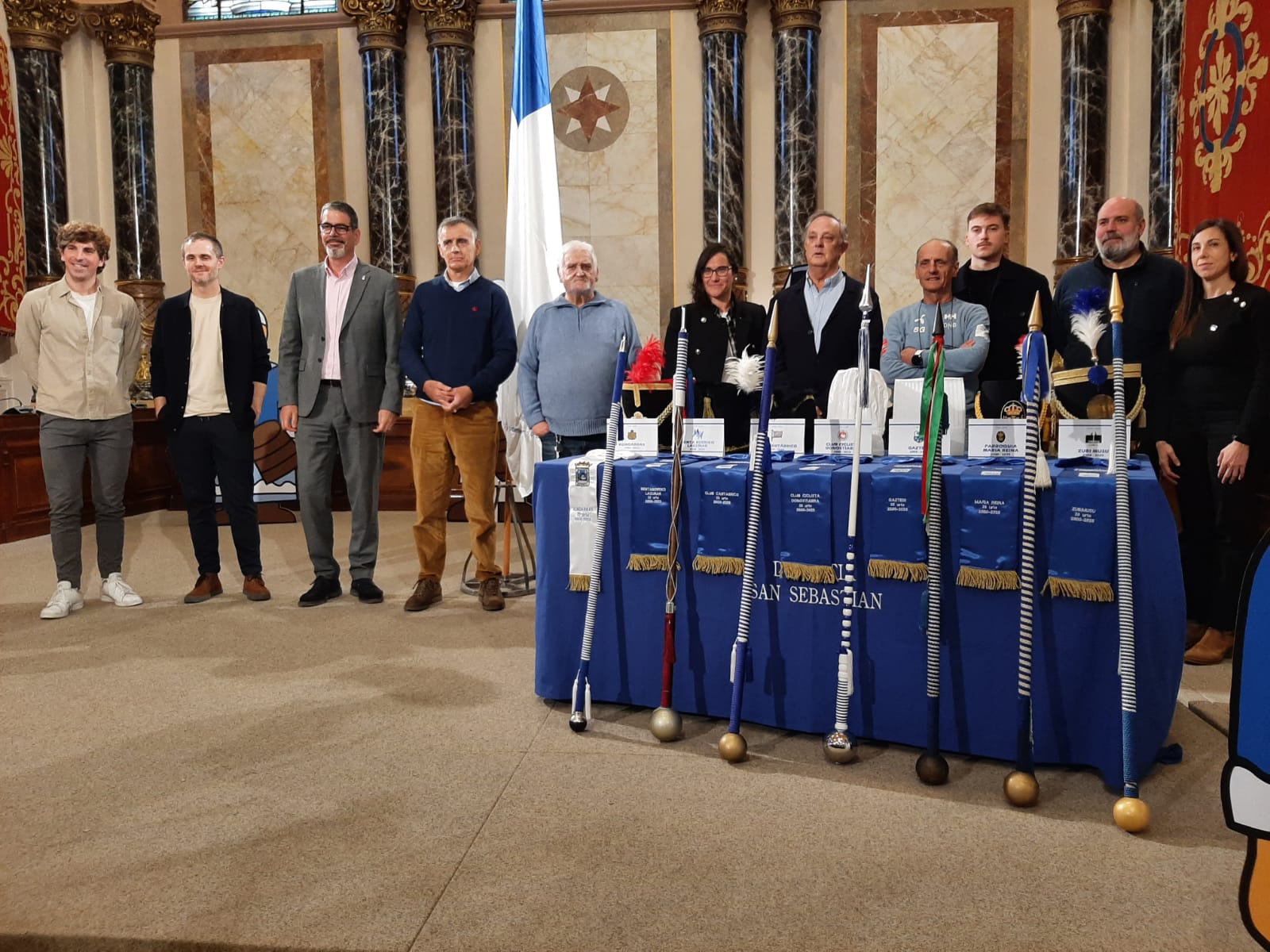 Presentación de la Tamborrada de Adultos para el Día de San Sebastian 2025