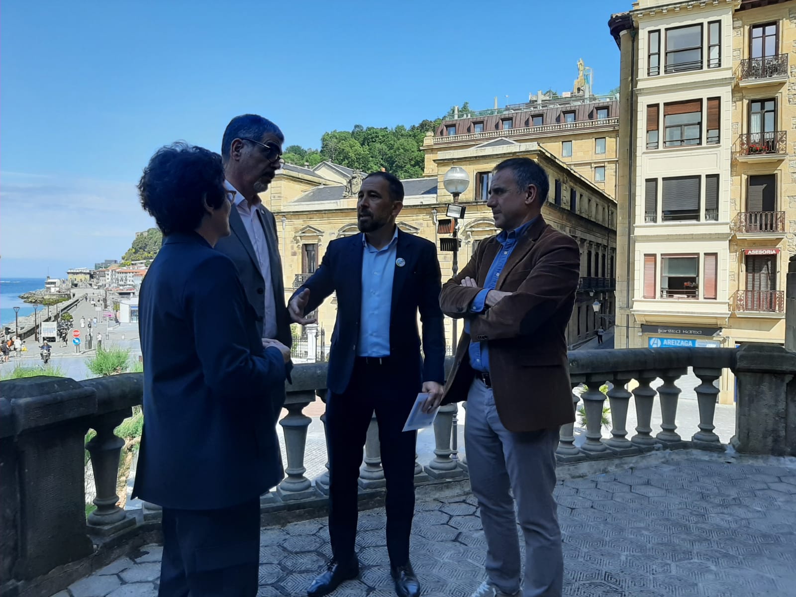 Responsables del Gobierno Vasco y el ejecutivo municipal de Donostia se congratulan por la declaración de Zona Tensionada