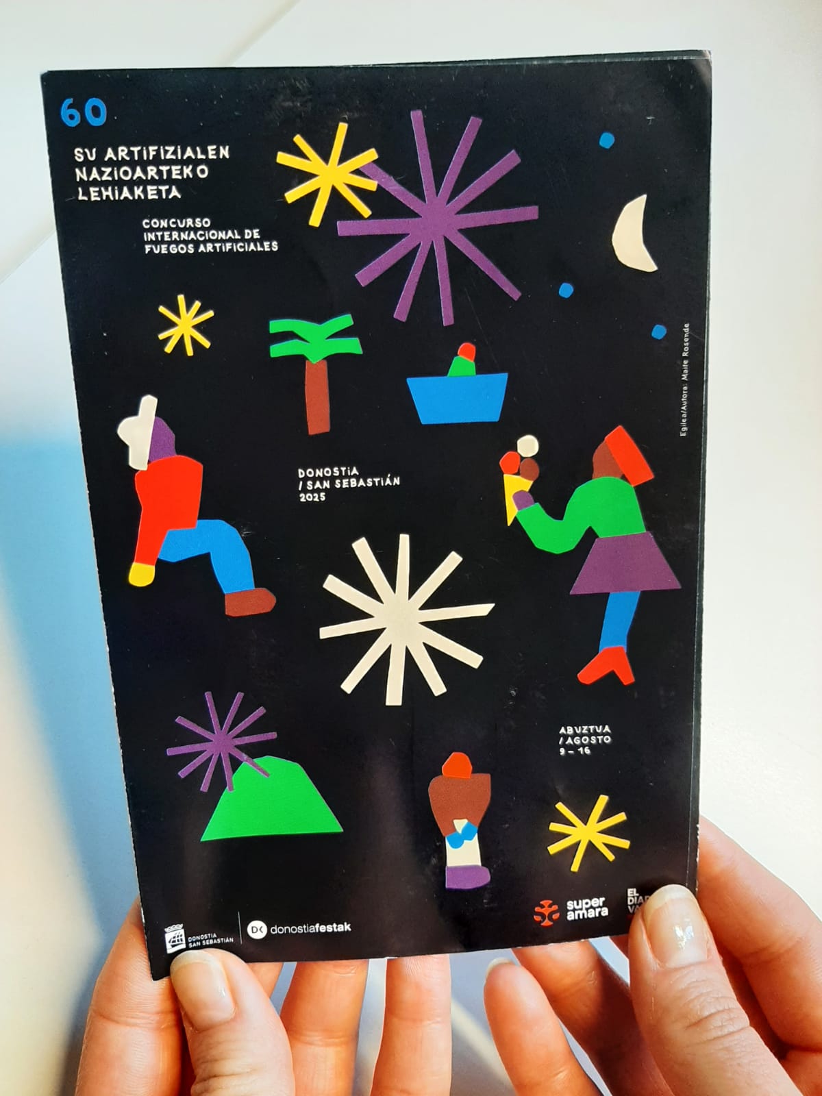 Cartel de la 60ª edición del Concurso Internacional de Fuegos Artificiales de Donostia Cartel de la 60ª edición del Concurso Internacional de Fuegos Artificiales de Donostia
