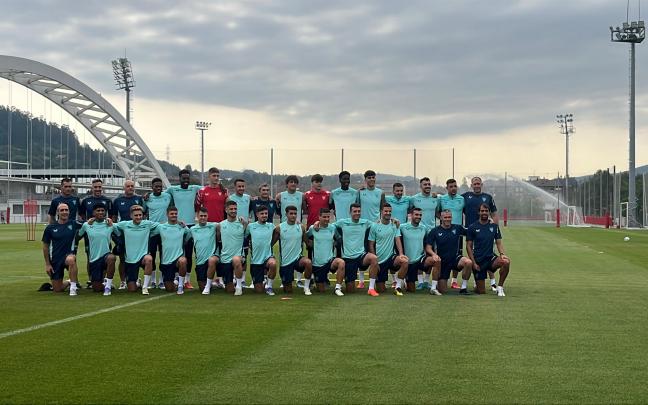 El Athletic ha escenificado hoy la primera foto grupal de la pretemporada El Athletic ha escenificado hoy la primera foto grupal de la pretemporada