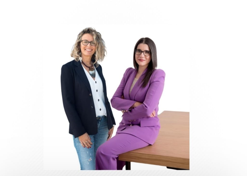 Diana Al Azem y Miriam Al Adib