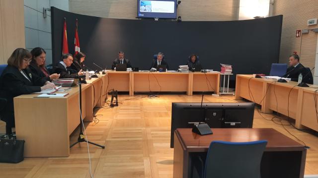 Sala de la Audiencia de Gipuzkoa en la que se celebra el juicio contra el masajista acusado de agredir sexualmente a tres menores en Altza