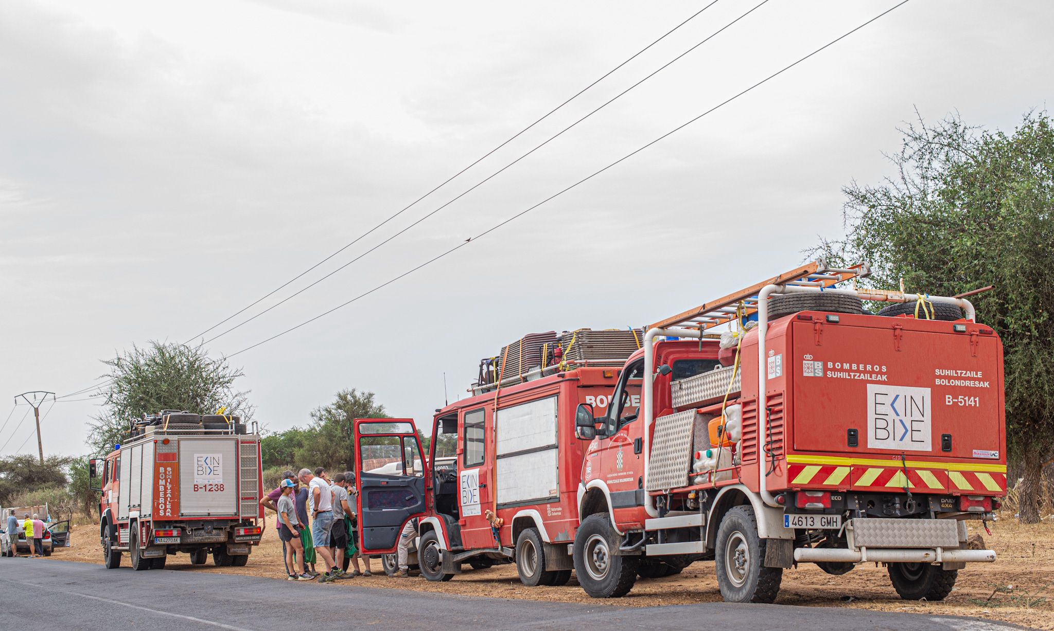 Imagen del convoy de la ONG Ekinbide en Guinea Bissau