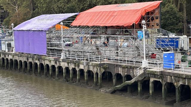 Las comparsas deben realizar el desmontaje en tres días | Aitor García - Onda Vasca