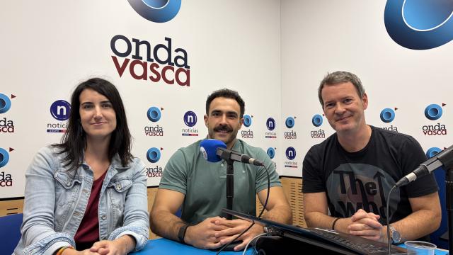 El dietista y antropometrista Borja Zuazua en los estudios de Onda Vasca