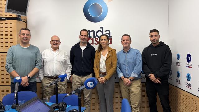 María López Negrete, José Manuel Angulo, Alfonso Fernández, Jorge Álvarez y David Cervera entrevistados en Las Mañanas de Onda Vasca