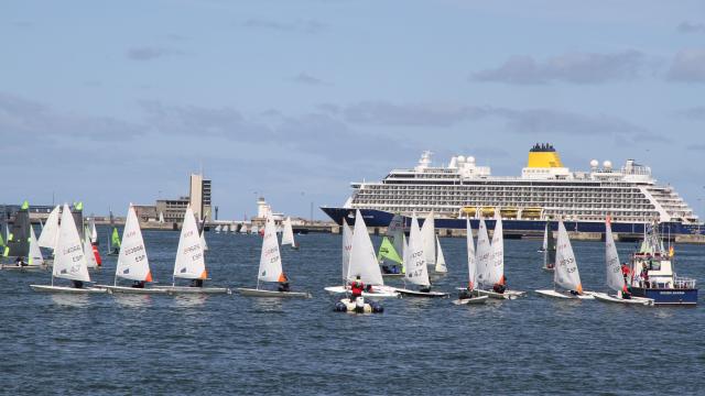 Bonito día para navegar en el Abra interior. Foto: RCMA-RSC