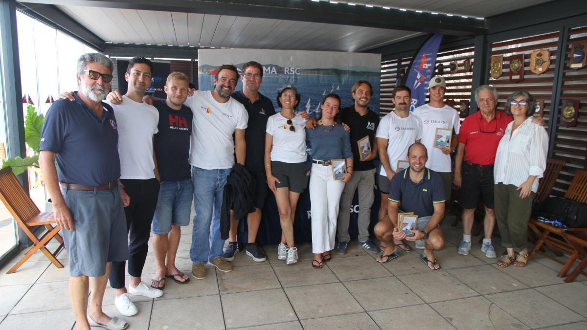 Foto de familia de los ganadores del VI Trofeo Juan Manuel Alonso-Allende. Foto: RCMA-RSC
