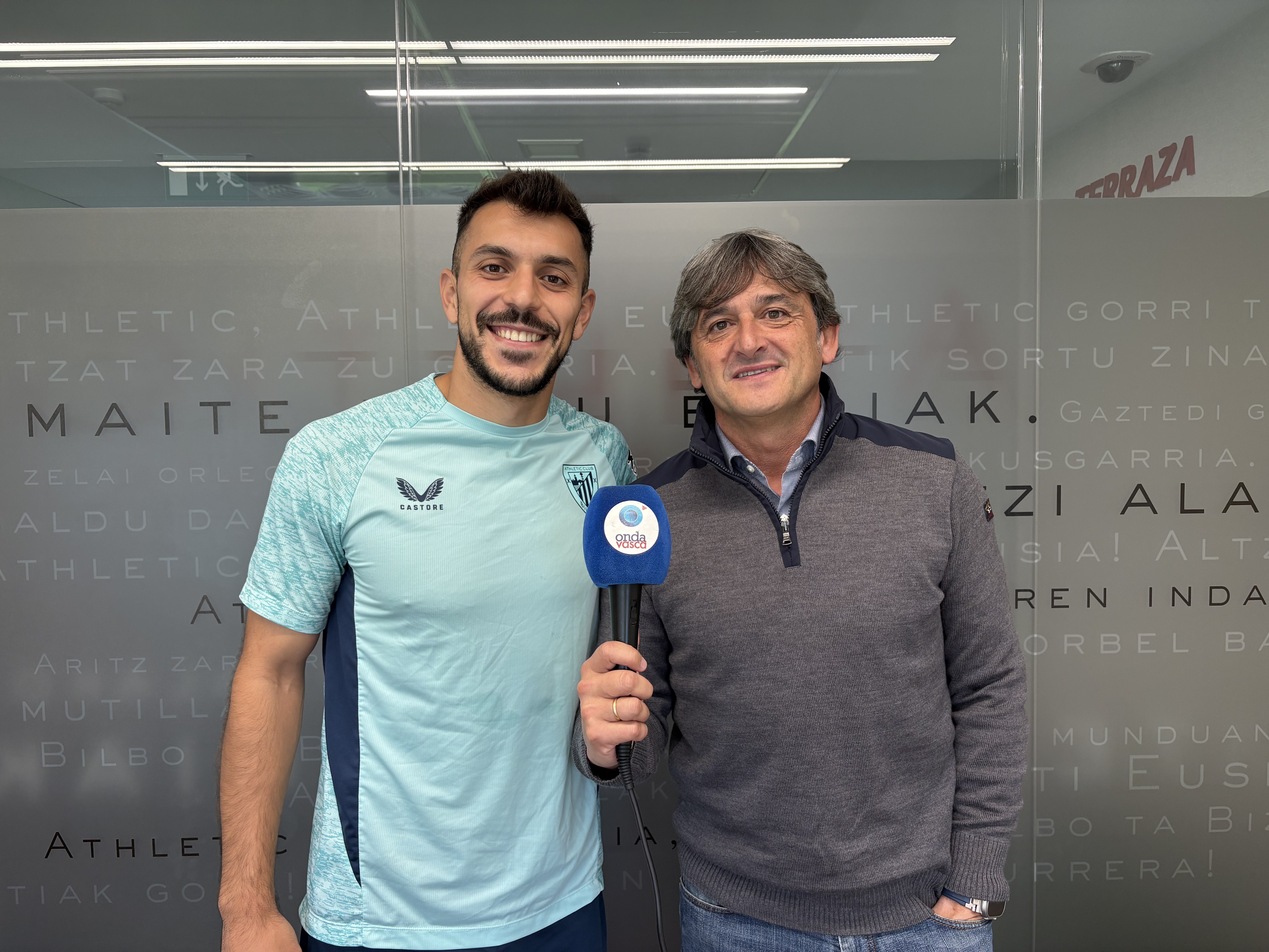 Aitor Paredes y José Manuel Monje durante la entrevista