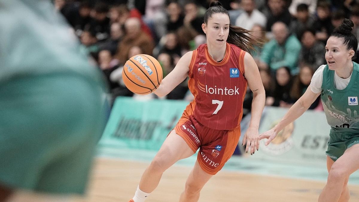 Ane Olaeta en un momento del partido / Foto: Gernika KESB