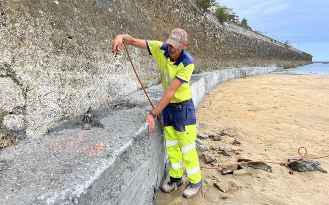 Pretil prolongado para el refuerzo del muro de Ondarreta Pretil prolongado para el refuerzo del muro de Ondarreta