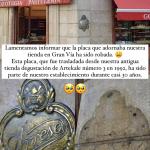 Robo de la placa de la pastelería Arrese de la Gran Vía de Bilbao. Instagram: @arresebilbao1852