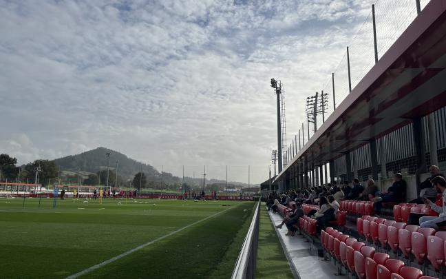 La afición ha arropado al equipo en el entrenamiento de hoy
