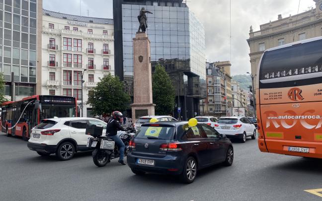 La Ertzaintza colapsa Bilbao. Foto: Leire Gayoso