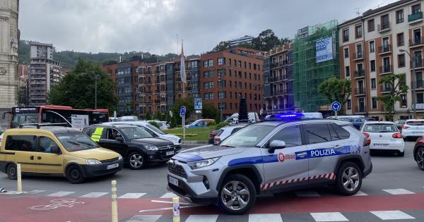 La Ertzaintza colapsa Bilbao. Foto: Leire Gayoso