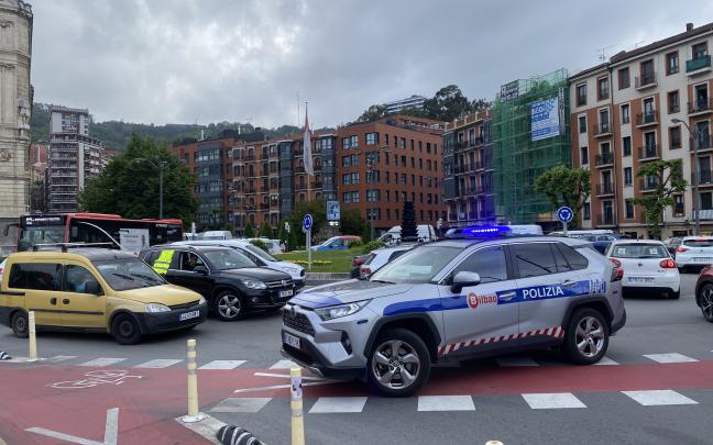 La Ertzaintza colapsa Bilbao. Foto: Leire Gayoso