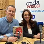 Cristina Monge y Txema Gutiérrez en los estudios de Onda Vasca