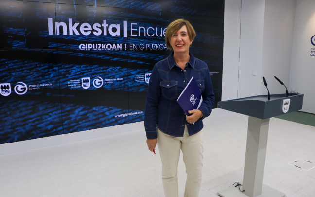 La portavoz foral Irune Berasaluze en la presentación del último sociómetro La portavoz foral Irune Berasaluze en la presentación del último sociómetro