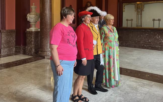 Presentación pregonera y txupinero 2025. Onda Vasca