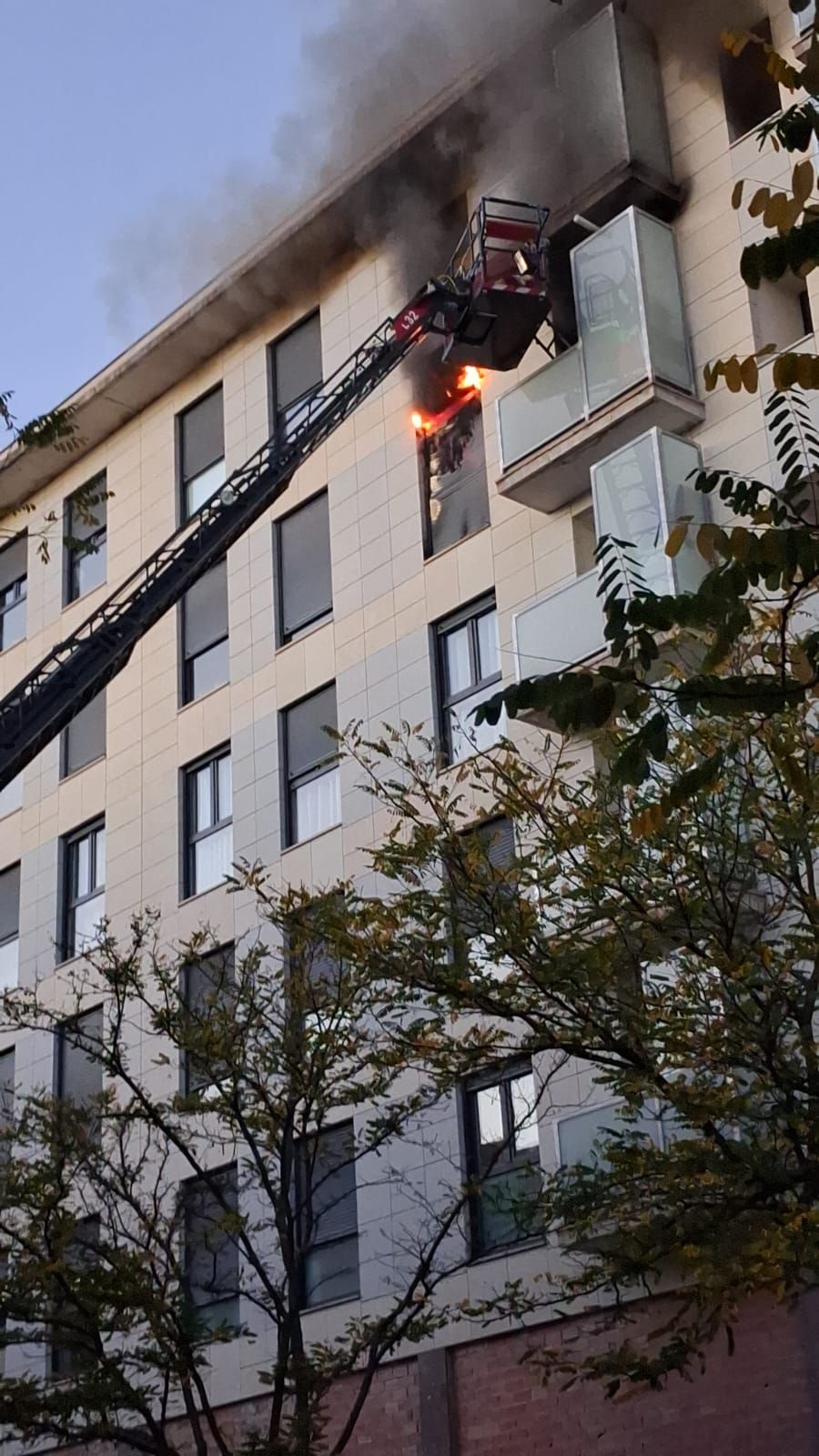 Incendio en una vivienda de Buztintxuri DIARIO DE NOTICIAS