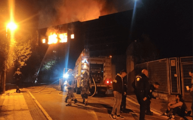 Incendio en el instituto meteorológico de San Sebastián. BOMBEROS DONOSTIA X Incendio en el instituto meteorológico de San Sebastián. BOMBEROS DONOSTIA X