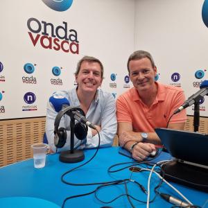 Iñigo Salaberri, responsable de promoción de la Asociación de Donantes de Sangre de Euskadi, entrevistado en Las Mañanas de Onda Vasca