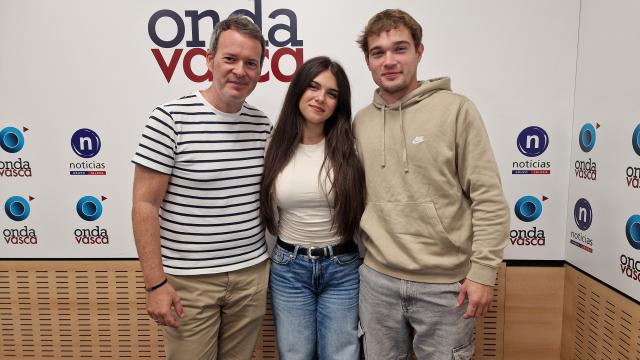 Txema Gutiérrez entrevista en Onda Vasca a Irati de la Cruz sobre su reto de ganar The Champions Burger en su Barakaldo natal