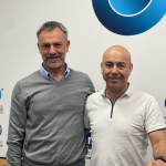 Javier Gil, director de Fekoor en Bizkaia con Kike Alonso en los estudios de ONDA VASCA