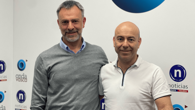 Javier Gil, director de Fekoor en Bizkaia con Kike Alonso en los estudios de ONDA VASCA Javier Gil, director de Fekoor en Bizkaia con Kike Alonso en los estudios de ONDA VASCA