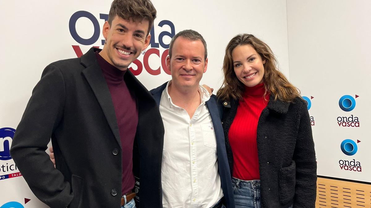 Jessica Bueno y Luitingo con Txema Gutiérrez