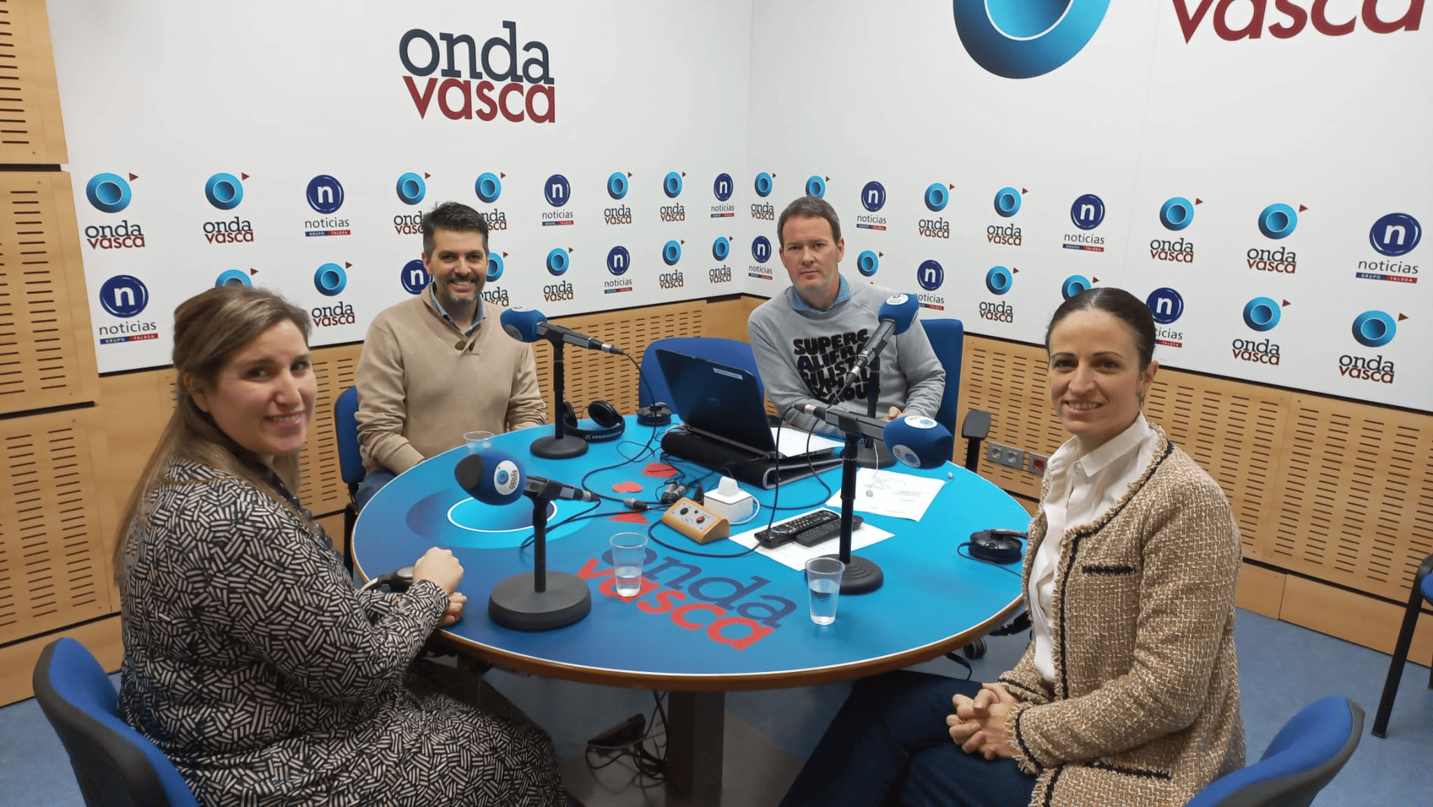 Familias afectadas por el cierre del colegio Jesús María. ONDA VASCA