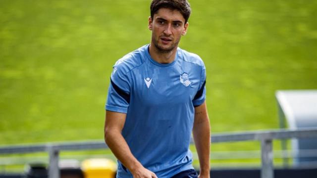 Jon Gorrotxategi sigue con molestias. REAL SOCIEDAD