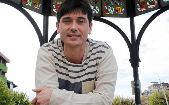 El bailarín y coreógrafo Jon Maya