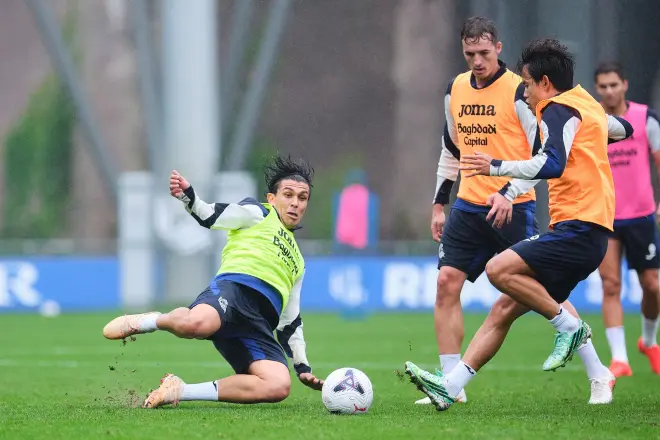 Jon Mikel Aramburu, en un entrenamiento en Zubieta. REAL SOCIEDAD