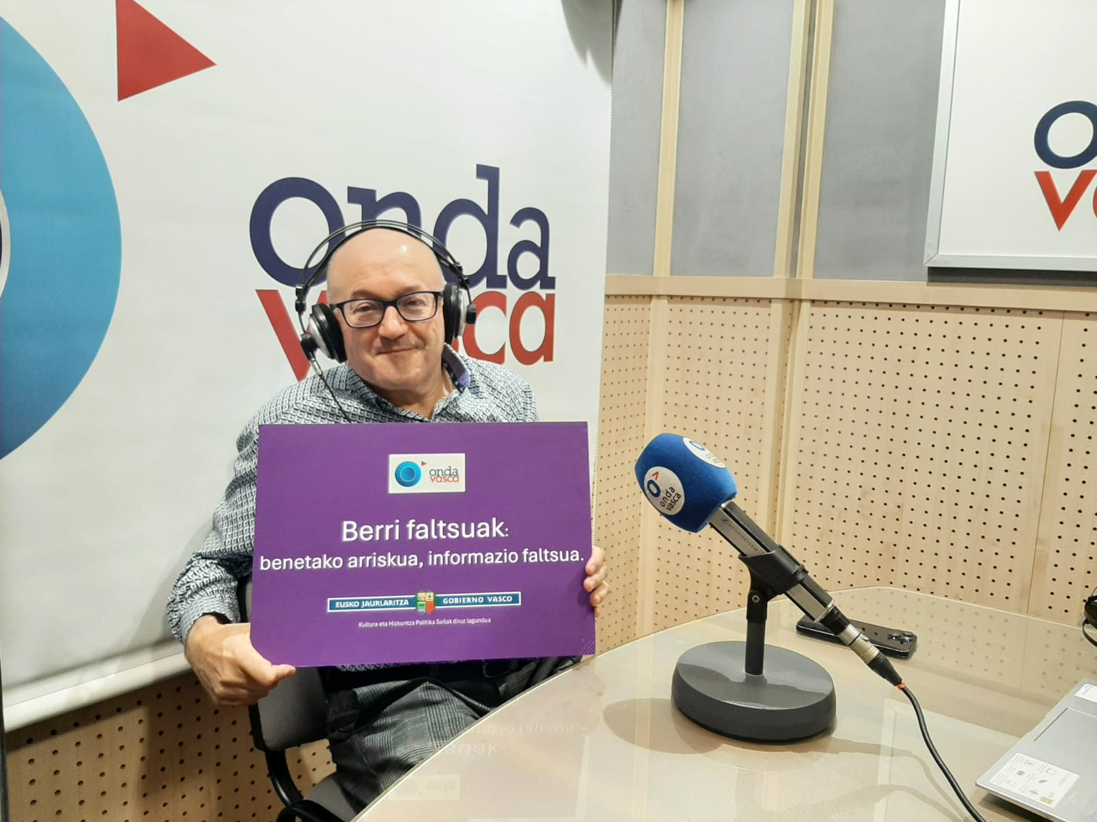 José Luis Rebordinos en los estudios de ONDA VASCA