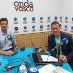 Joseba Díez Antxustegi en los estudios de ONDA VASCA 