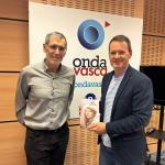 Juan José Gómez Cadenas en los estudios de ONDA VASCA