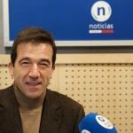 Juanjo Álvarez en los estudios de Onda Vasca