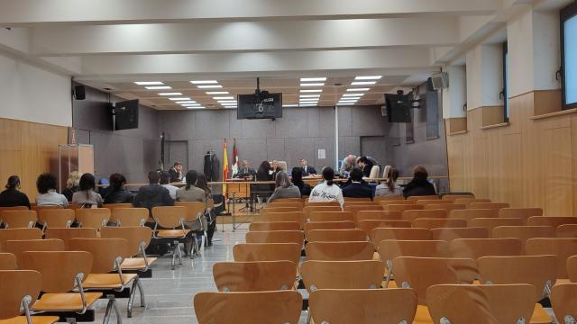 La acusada del rapto de un bebé en Basurto declara en la Audiencia de Bizkaia. ONDA VASCA