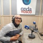 Julen Linazasoro en los estudios de ONDA VASCA