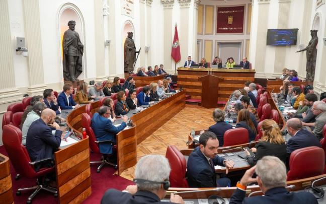 Pleno de las Juntas Generales de Álava. Jorge Muñoz