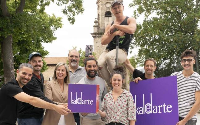 Encuentro con compañías participantes en KaldeArte Alex Larretxi