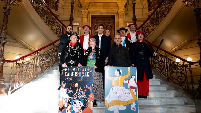 Presentación de los Caldereros, Iñudes y Artzaias de 2026 en Donostia