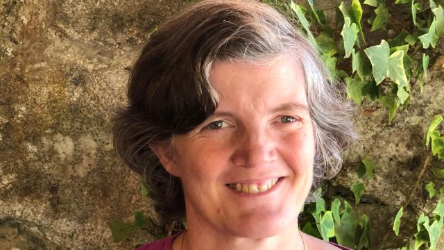 Katia Hueso, bióloga y divulgadora en ONDA VASCA