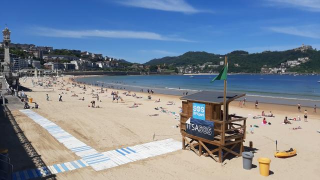 La playa de la Concha esta mañana. / OV