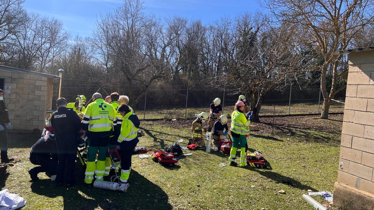Dotación de servicios médicos en la pirotecnia FML de Bergüenda Bomberos Álava