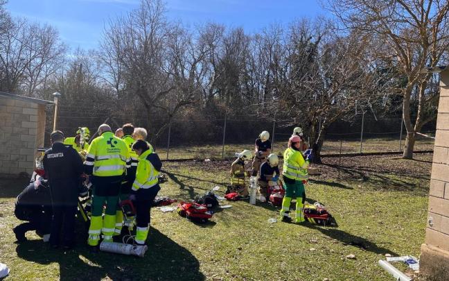 Dotación de servicios médicos en la pirotecnia FML de Bergüenda Bomberos Álava