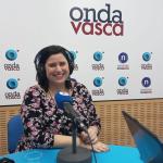 Laura Morán en los estudios de Onda Vasca