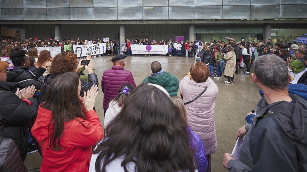 Concentración en Leioa contra la violencia machista | Ayuntamiento de Leioa