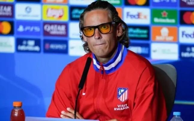 Marcos Llorente en la rueda de prensa previa al partido frente al Bayer Leverkusen. / EP